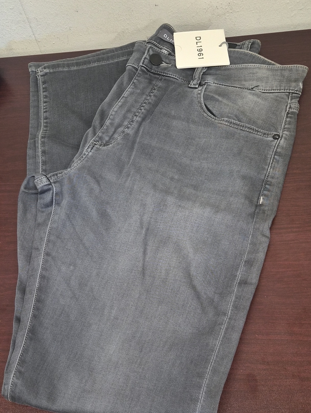 Light Grey Wash Slim Straight Jeans Size 34